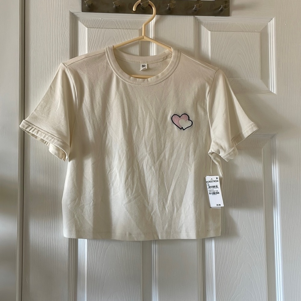Bp organic cropped tee embroidered hearts
